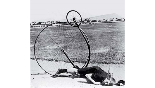 I want to ride my bicycle, I want to ride my bike... I want to ... AAAUUUUGGGHHH!!!